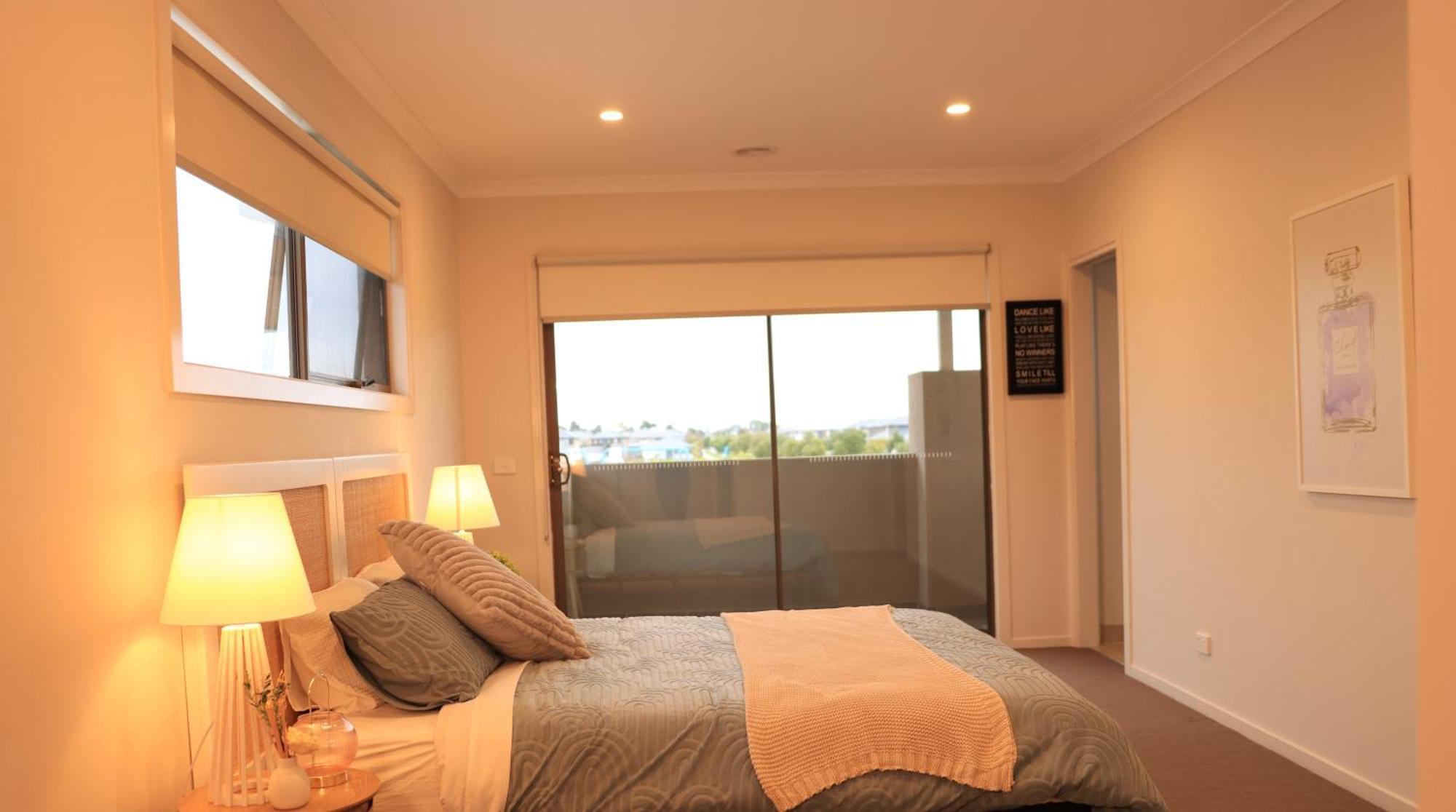 Melbourne Holiday House For 15 Peoples In Sanctuary Lake Пойнт Кук Екстериор снимка